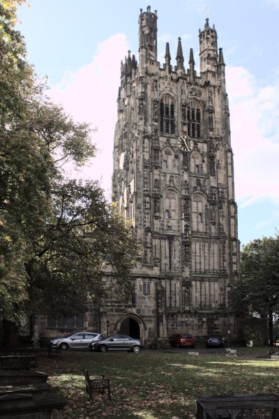 Wrexham Parish Church, Decorated Gothic style